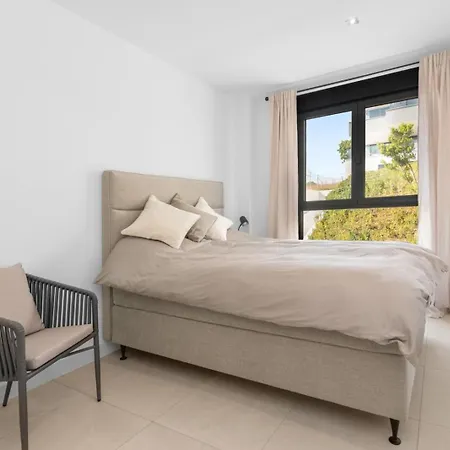 Modern With Views Apartamento Estepona